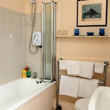Bed & Breakfast Willowhill House P43 Yk06 3*